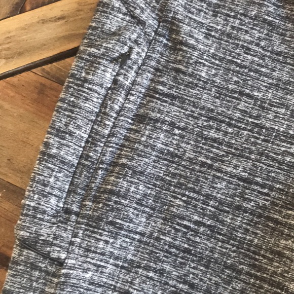 Lululemon Run On Jogger (28") - Picture 10 of 15